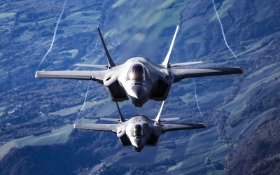 F-35 με «ασπίδα» drones: Το νέο σχέδιο της Πολεμικής Αεροπορίας έως το 2045