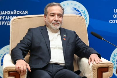 Aragchi: Ζητά άρση του αμερικανικού αποκλεισμού για να επιστρέψει στη διπλωματία