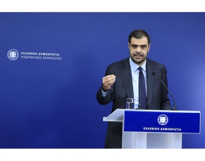 Μαρινάκης: Eιδική σήμανση στο περιεχόμενο ΑΙ και ταυτοποίηση χρηστών - Υπερψηφίστηκε το νομοσχέδιο για τους ανηλίκους