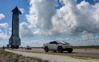Reuters: Η SpaceX αναφέρει ότι πιθανή συγχώνευση με την Tesla θα χρειαστεί την έγκριση του Elon Musk