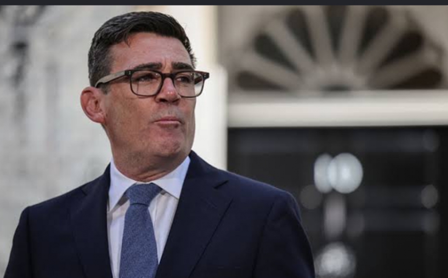 Andy Burnham: Oι Εργατικοί ανακτούν προβάδισμα στην Βρετανία - Μπορεί η φωνή του να εμπνεύσει μια νέα κεντροαριστερά  στην Ευρώπη;