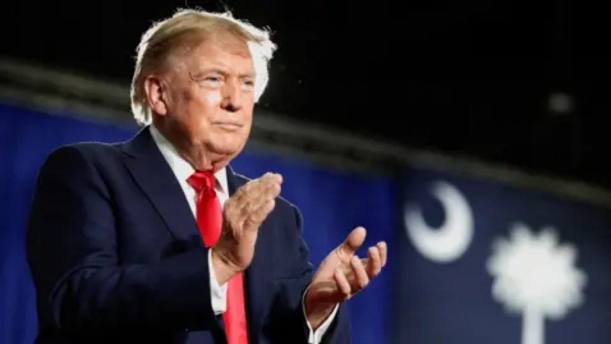 Trump : Καμία επίθεση στο Ιράν πριν από τις εκλογές της 3ης Νοεμβρίου - Ρεκόρ στη διέλευση πετρελαίου από το Ορμούζ
