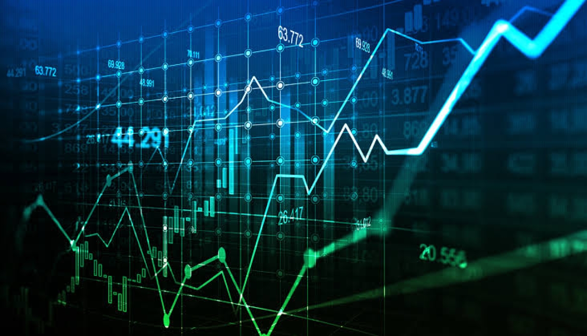 ΧΑ: Κέρδη 1,22% στις 2.613, Metlen 48,88 (+1,45%), ΑΔΜΗΕ 4,52 (+5,61%), ΕΛΠΕ 19,64 (+2,83%) - Η Μetlen 49,28 (+2,16%) στο Λονδίνο