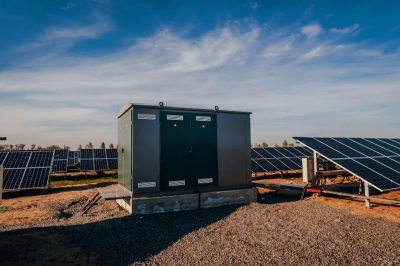 Νέα μπαταρία 128 MW αποθηκεύει ηλιακή ενέργεια για τις ώρες αιχμής (Interesting Engineering)