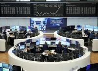 Reuters: Στο τραπέζι μια συγχώνευση-μαμούθ για Tesla και SpaceX
