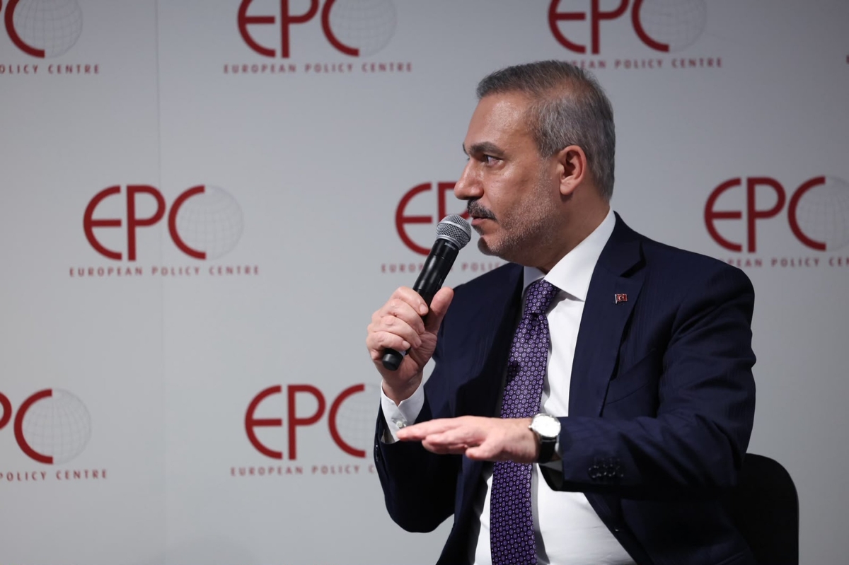 Τουρκία: Διπλωματική πρωτοβουλία με επτά χώρες για Ορμούζ, Μέση Ανατολή και Ουκρανία