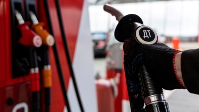 Ρωσία: Επιστρέφει στις διεθνείς αγορές ντίζελ μετά τη συμφωνία με τις ΗΠΑ
