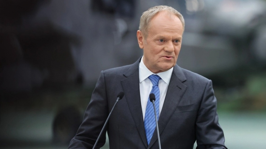 Tusk καταδικάζει το κύμα βίας: «Τέλος στα εγκλήματα μίσους κατά των Ουκρανών»